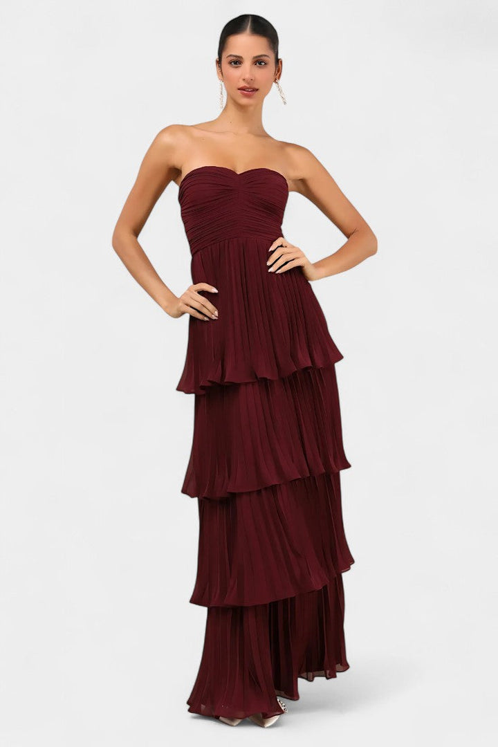 June Vestido de Volantes con Escote Corazón y Silueta en Capas