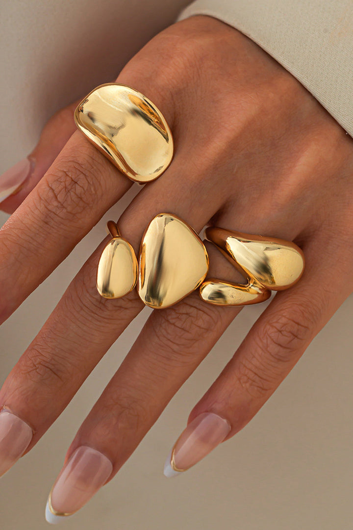Anillos irregulares de metal