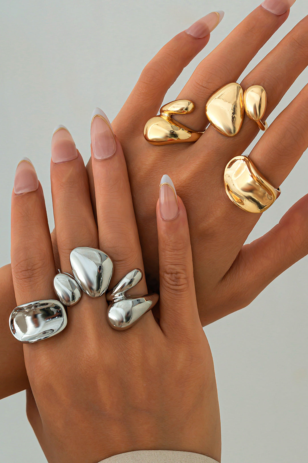 Anillos irregulares de metal
