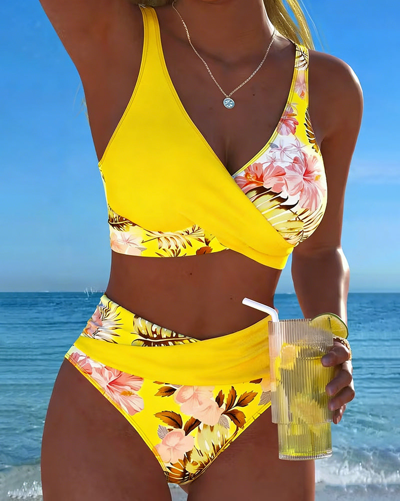 Bikini Contraste Patrón de Flores Dividido