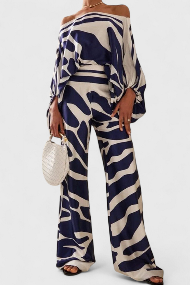 Sybella Conjunto de Dos Piezas con Hombros Descubiertos y Pantalones Amplios Estampados