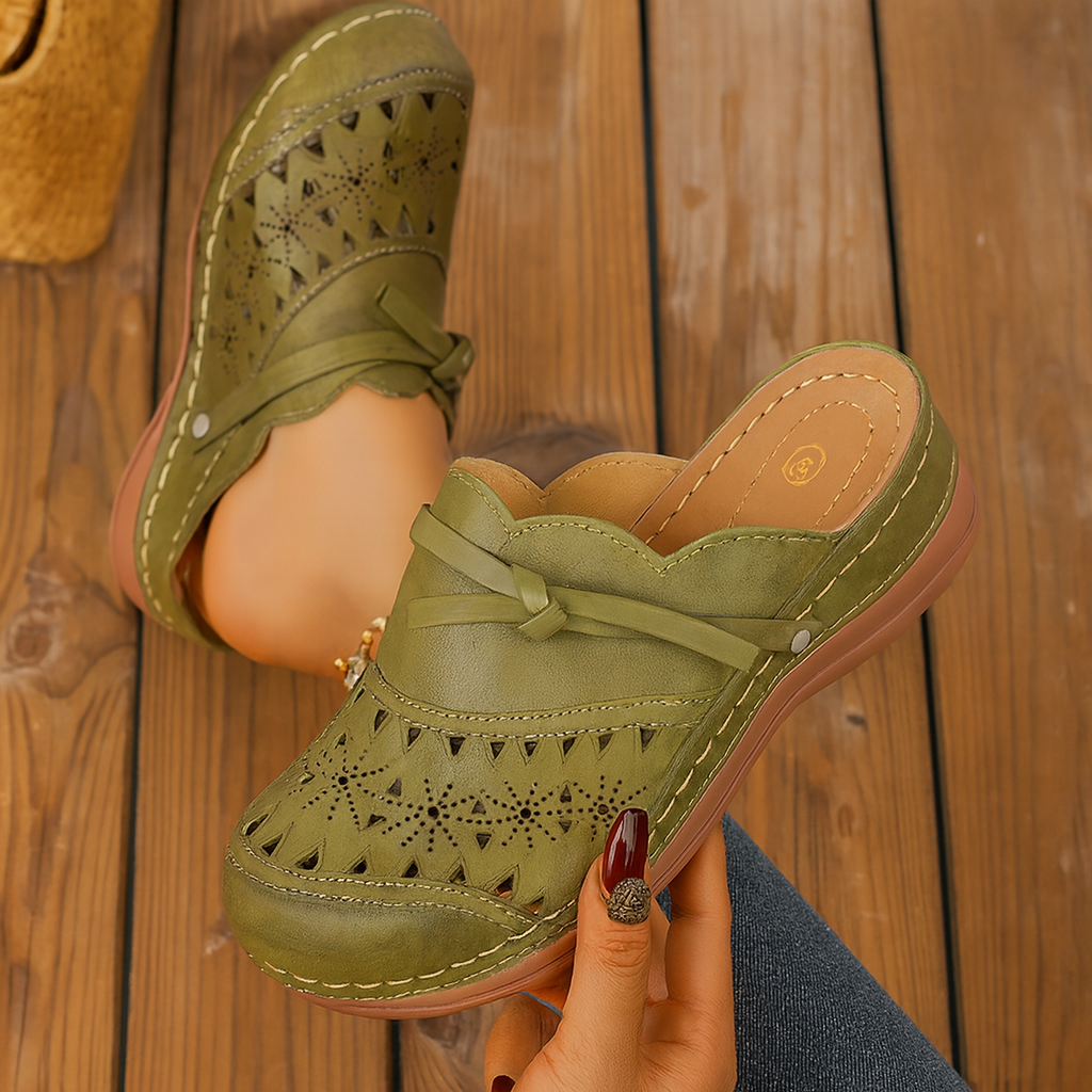 Amelia - Comfortable clogs with artisanal design