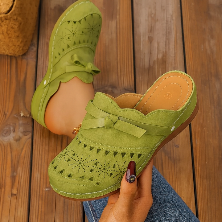 Amelia - Comfortable clogs with artisanal design