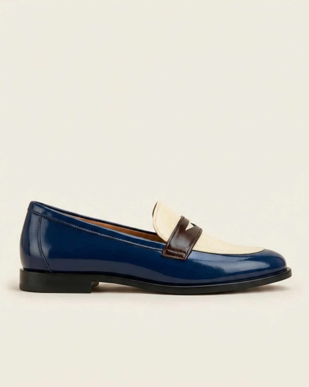 Amalia - Elegant loafers with bicolor design