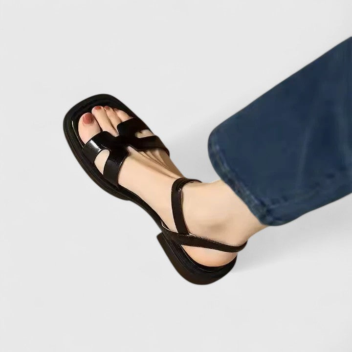 CAELIA | SANDALIAS CON TIRAS