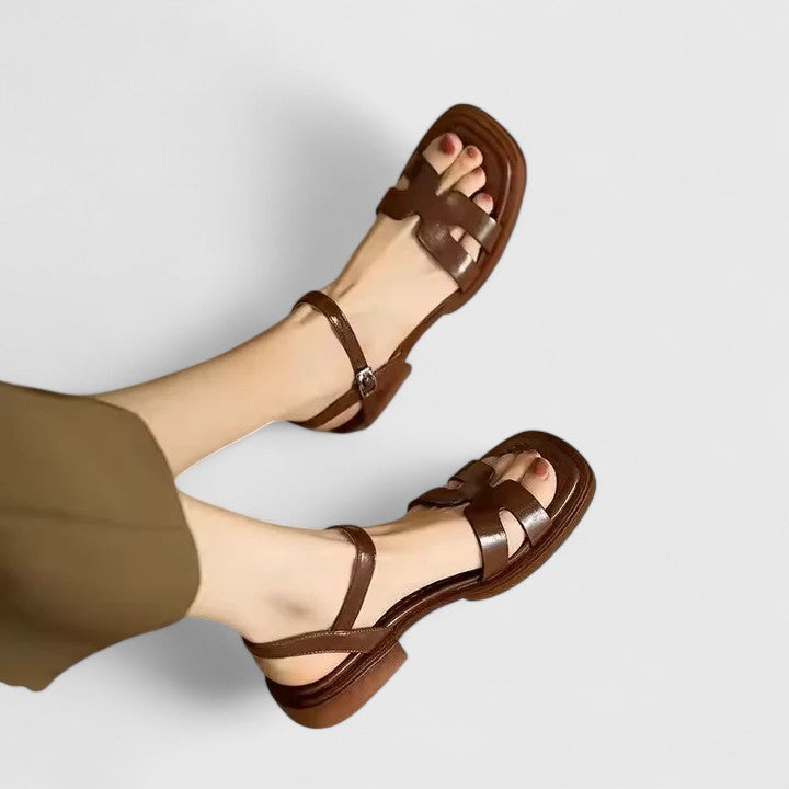 CAELIA | SANDALIAS CON TIRAS
