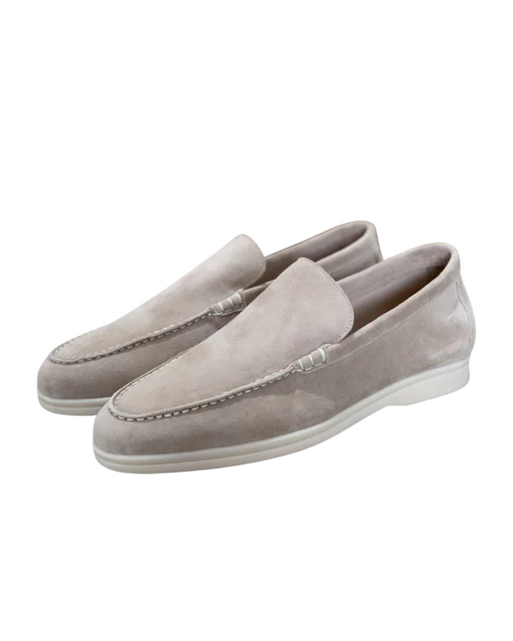 Elegant suede loafers