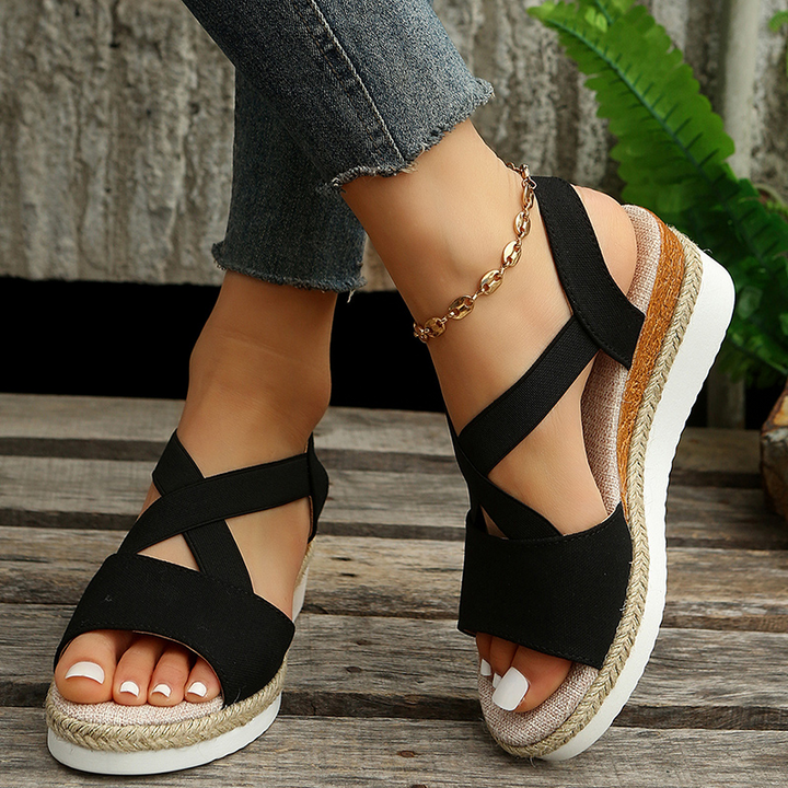 Layla - Sandals of Effortless Charm