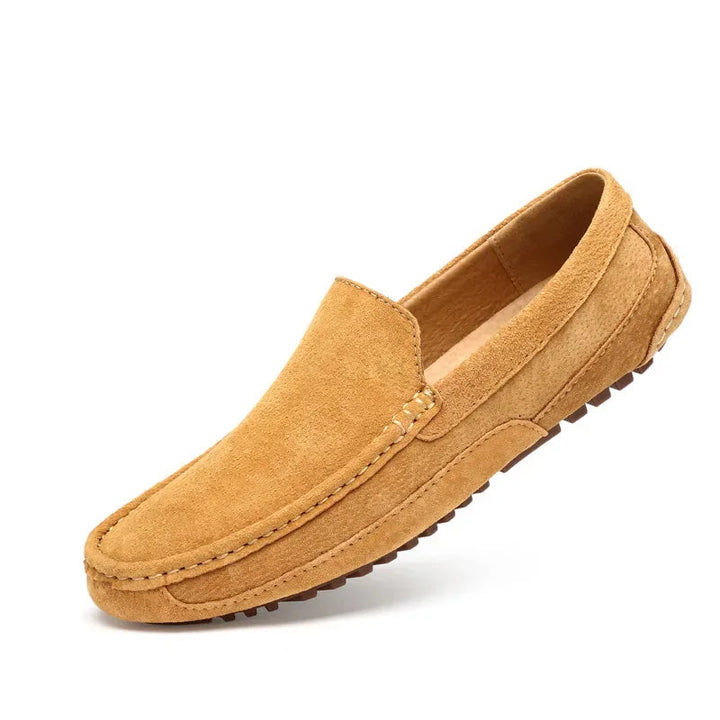 Mocasines elegantes de ante de primera calidad.