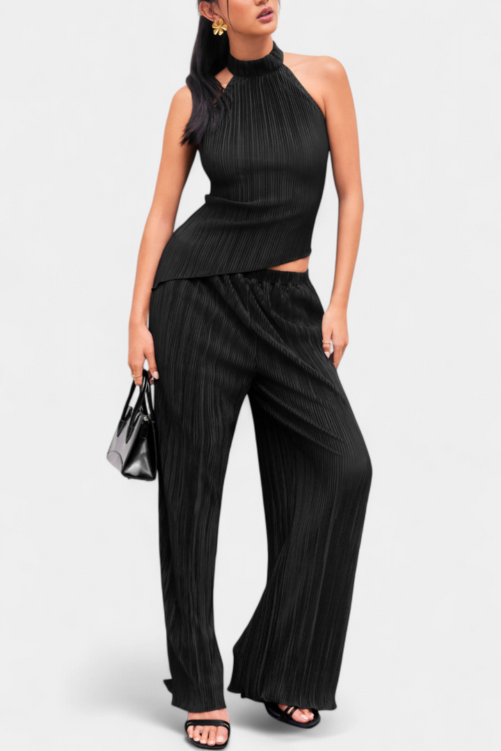 Pilarica Conjunto Plisado con Top Asimétrico Halter y Pantalón Fluido
