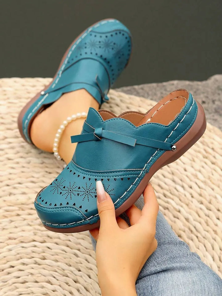 Amelia - Comfortable clogs with artisanal design