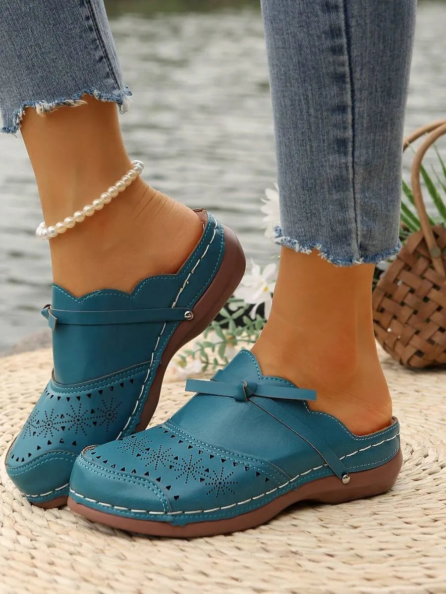 Amelia - Comfortable clogs with artisanal design