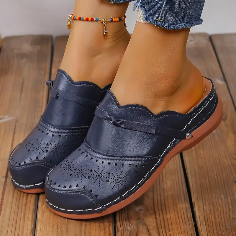 Amelia - Comfortable clogs with artisanal design