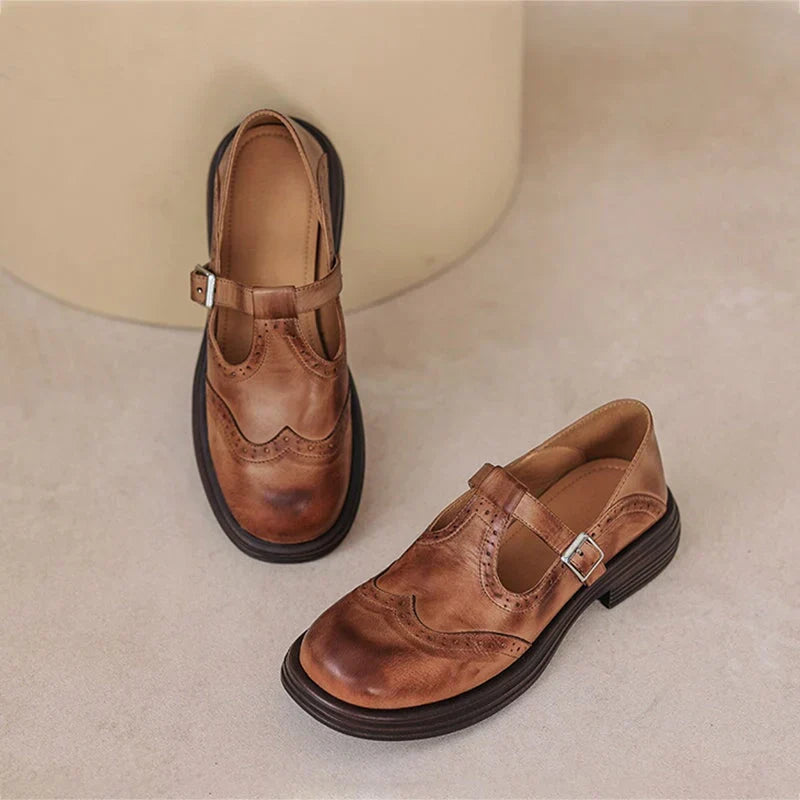 Leire - Elegant leather shoe